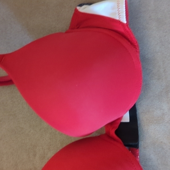 PINK Victoria's Secret Wear Everywhere Push- Up 32B Red - Picture 2 of 8